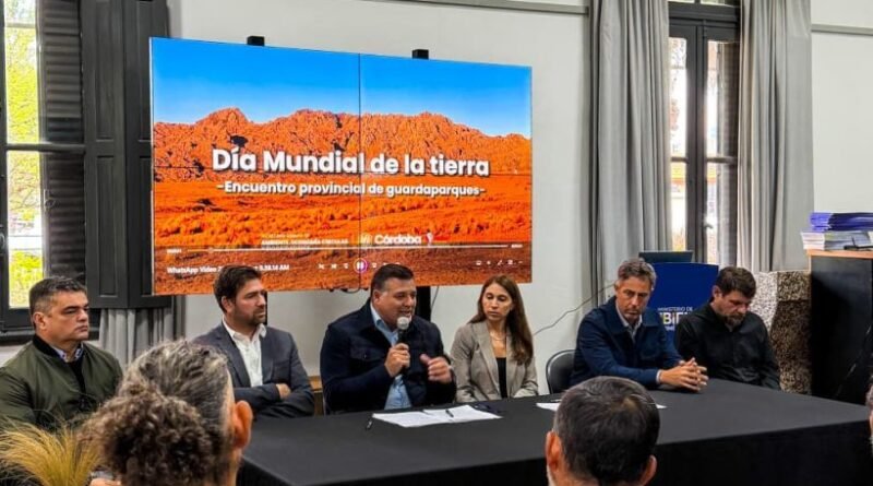 Córdoba fortalece el turismo sostenible con un nuevo convenio entre Turismo y Ambiente