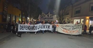 Con una importante convocatoria, Villa María se sumó a la Marcha Federal Universitaria