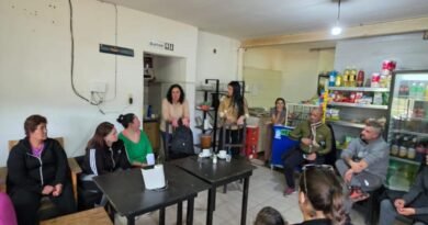 González y Acevedo pusieron el foco en el estado de espacios públicos y la falta de respuestas en San Nicolás