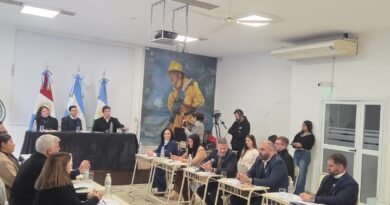 Sesión especial del Concejo en Bomberos por sus 75 años