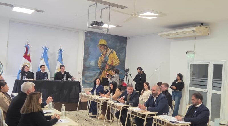 Sesión especial del Concejo en Bomberos por sus 75 años