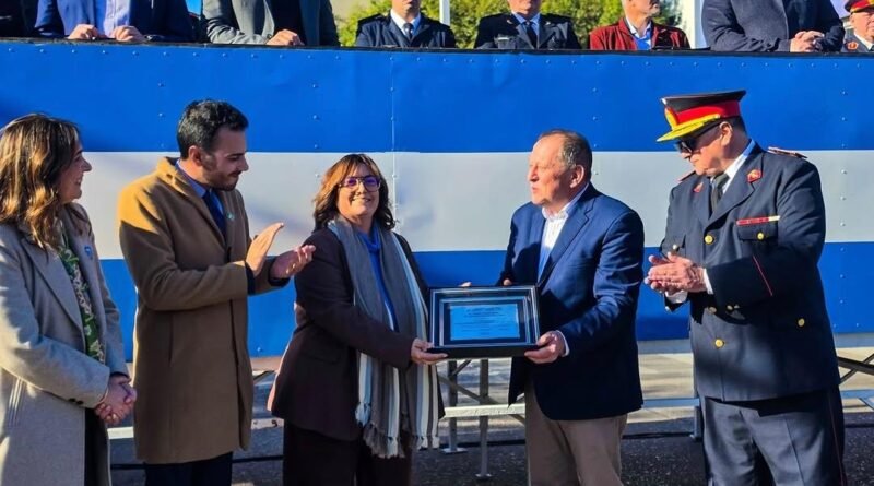 Emoción y gratitud en los 75 años de Bomberos Voluntarios