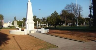 La ciudad celebrará el 216º aniversario de la Revolución de Mayo en Plaza Independencia