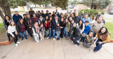 Capitani recorrió barrio San Martín y recogió reclamos y propuestas de los vecinos
