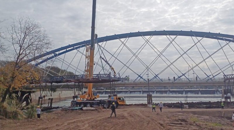 El puente Vélez Sarsfield comenzó una nueva etapa de recuperación