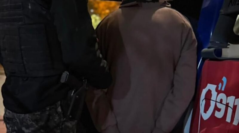Cumplieron una orden de detención contra un hombre acusado de agredir a una mujer