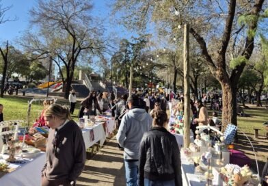 Por la final de Argentina, las ferias de emprendedores se adelantan al sábado en la Costanera