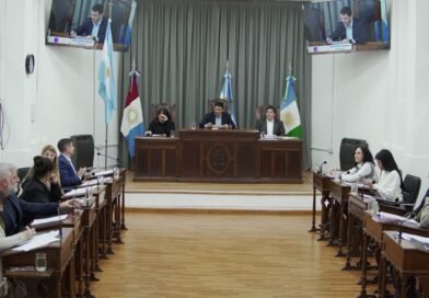 El Concejo aprobó reconocimientos, obras hídricas y un convenio histórico con el EAAF