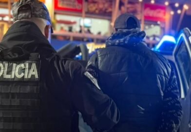 Dos aprehendidos por cuidar vehículos sin autorización y otro detenido tras intentar ingresar a domicilios