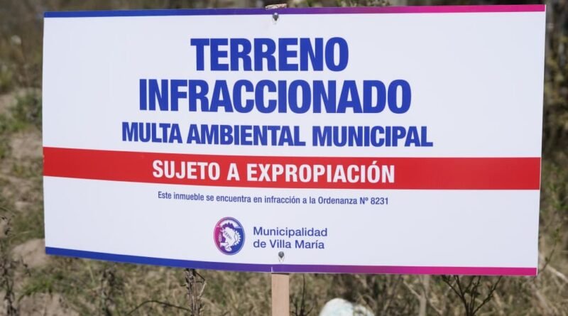Terrenos baldíos: el Municipio coloca carteles y advierte sobre multas y expropiación