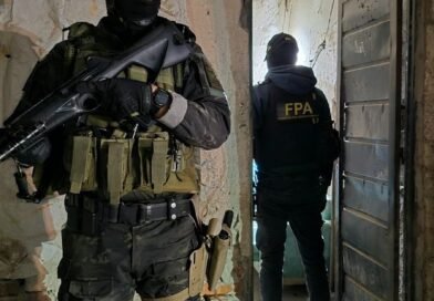 Desbarataron tres puntos de venta de drogas y detuvieron a cuatro personas