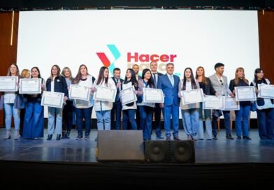 Llaryora anunció un fondo de $600 millones para las Coordinaciones Locales de Educación