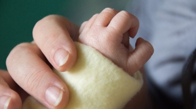 Las internaciones por enfermedades respiratorias en bebés cayeron un 73%