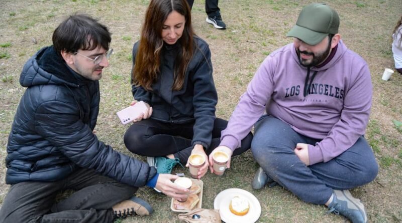 El Festival del Café reunió a vecinos y visitantes en la Costanera